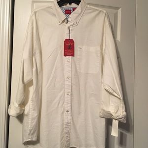 NWT Men’s Arrow brand white button down shirt. XL